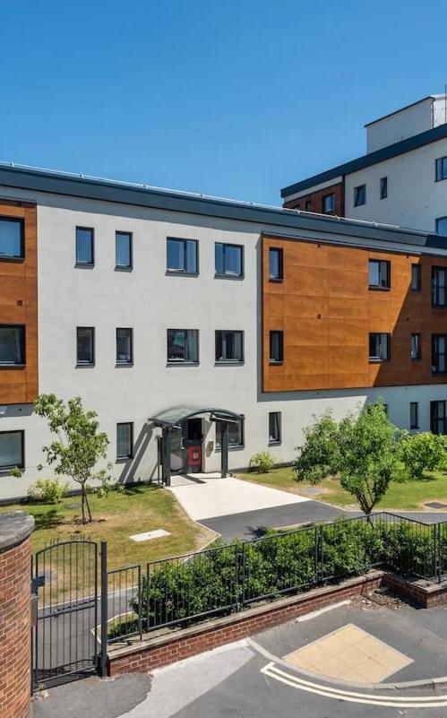 Luxury 2 Bedroom Near Centre Apartment York